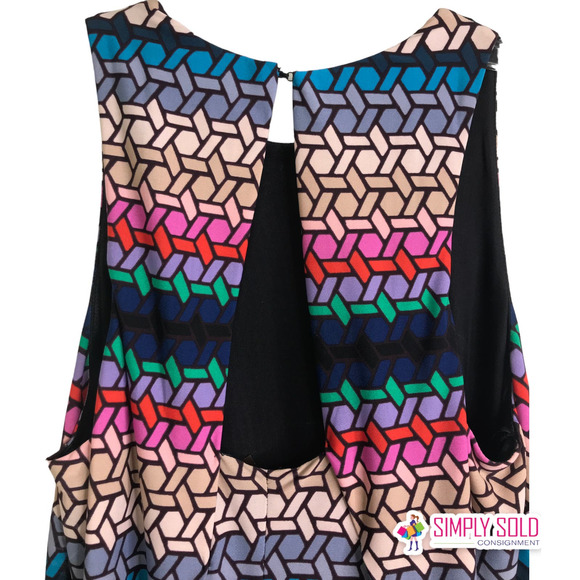 Trina Turk Women Macee Shift Dress Sleeveless Multicolor Stretchy Round Neck 4/6 - Picture 4 of 10